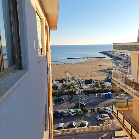 Ocean View House Nettuno